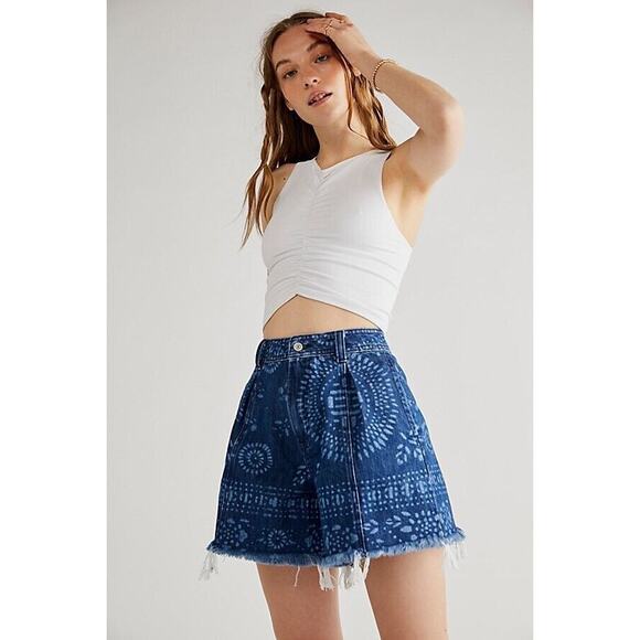 NWT We The Free Amelie Printed A-Line Denim Jean Shorts Size 29